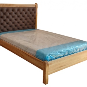 Masīvkoka gulta ar auduma paneli G242