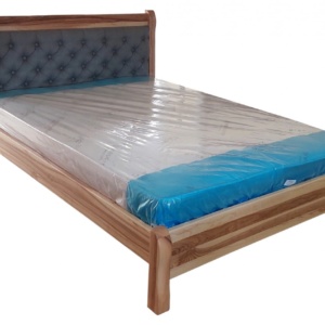 Masīvkoka gulta ar auduma paneli G249